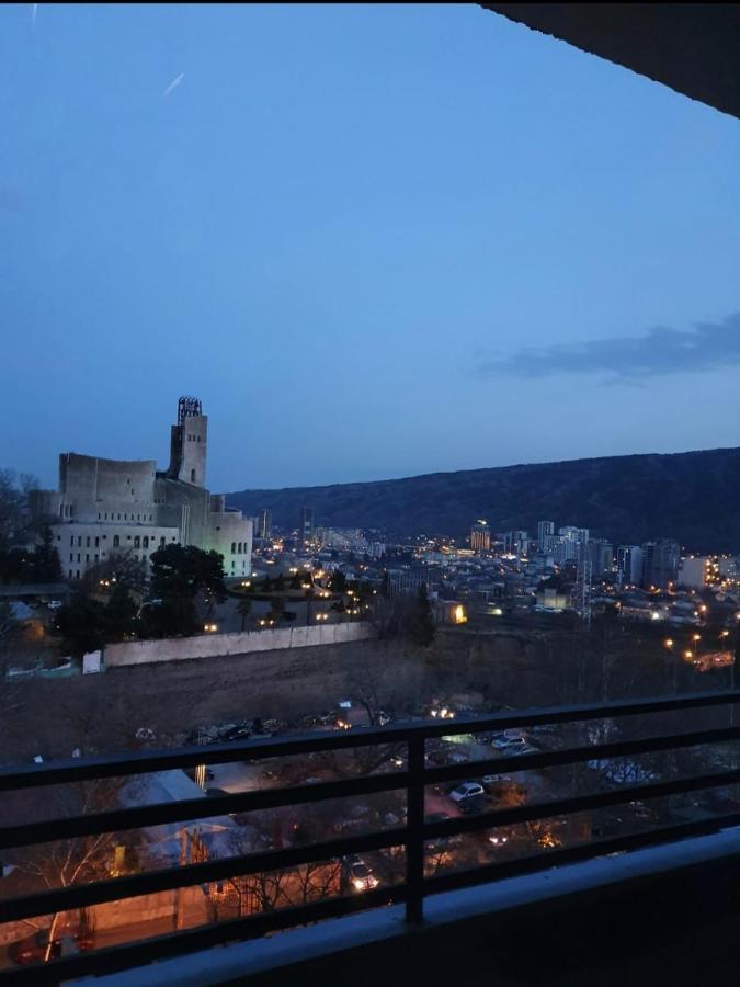 Fantaflat Old Tbilisi Apartment Buitenkant foto
