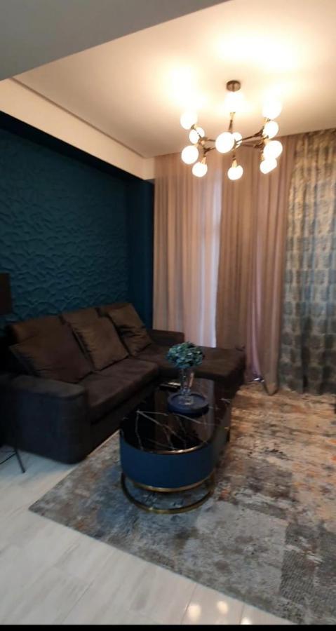 Fantaflat Old Tbilisi Apartment Buitenkant foto